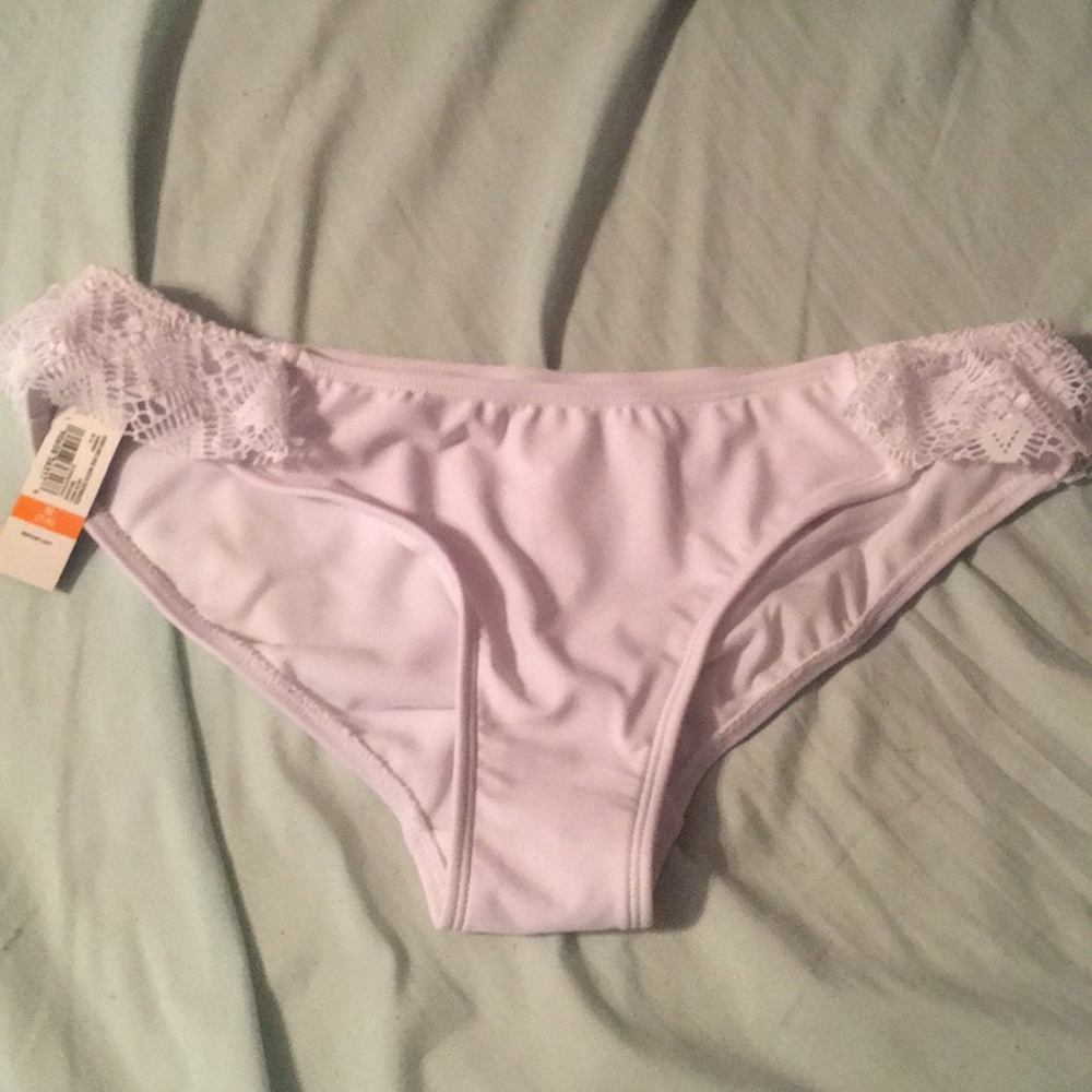 WHITE BIKINI BOTTOMS